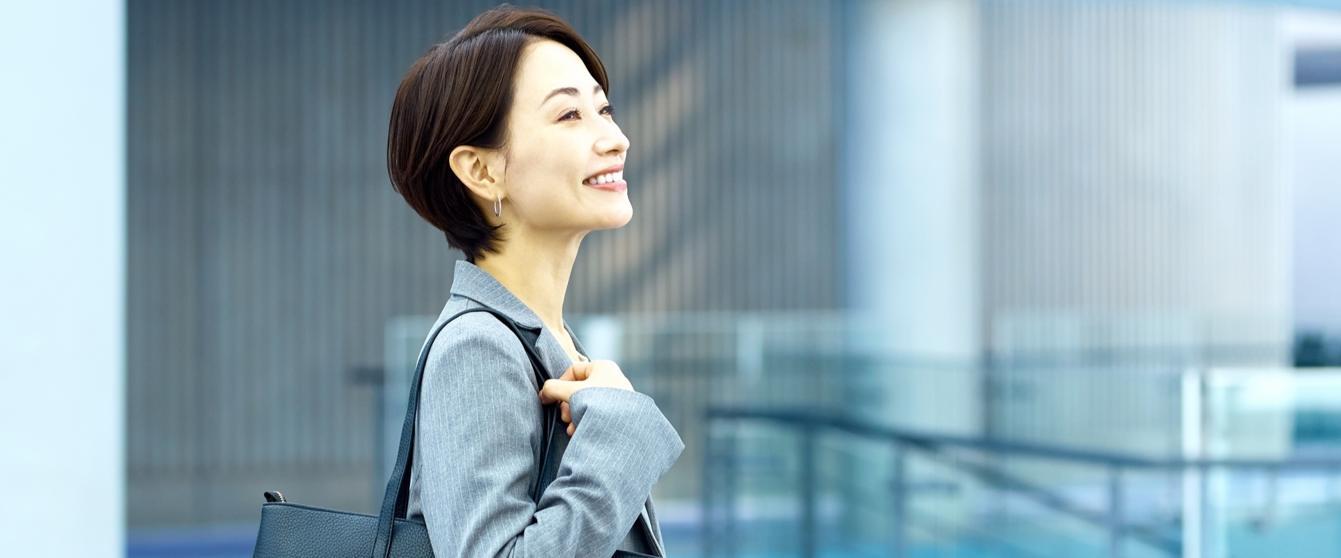 バックオフィスを、
丸ごと任せられるパートナーへ。